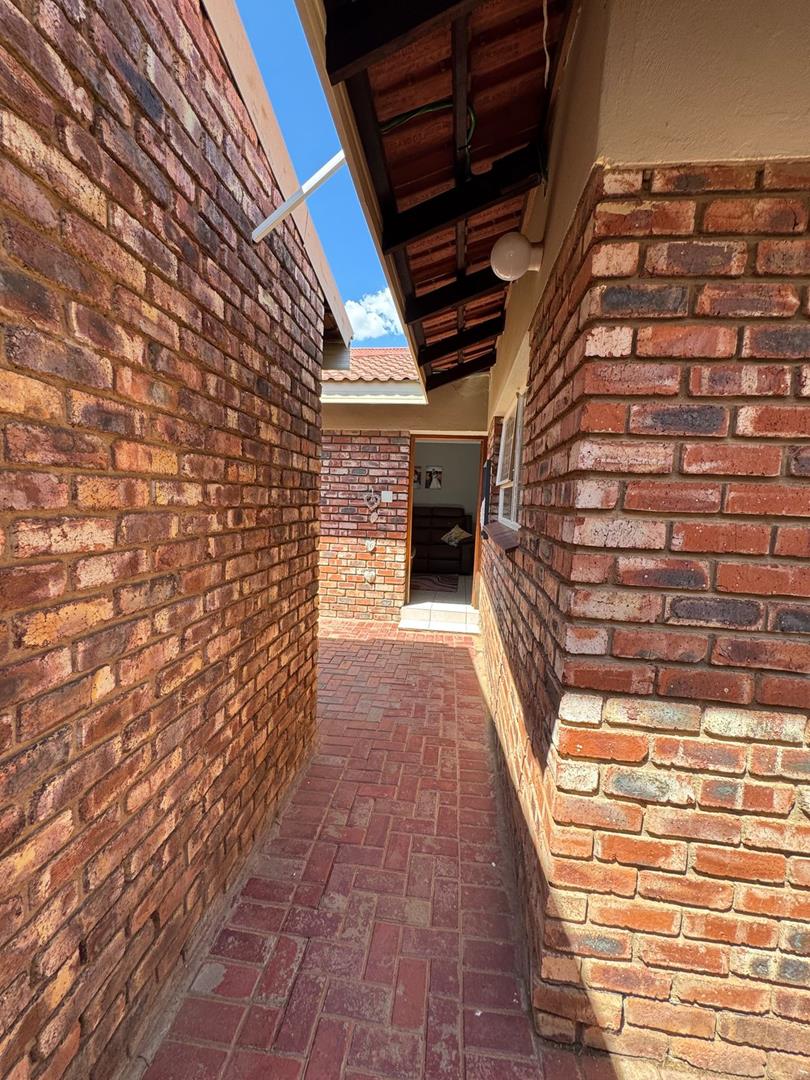 3 Bedroom Property for Sale in Camelot Northern Cape